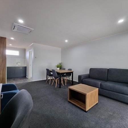 Antonio Mews Motel Стратфорд Экстерьер фото
