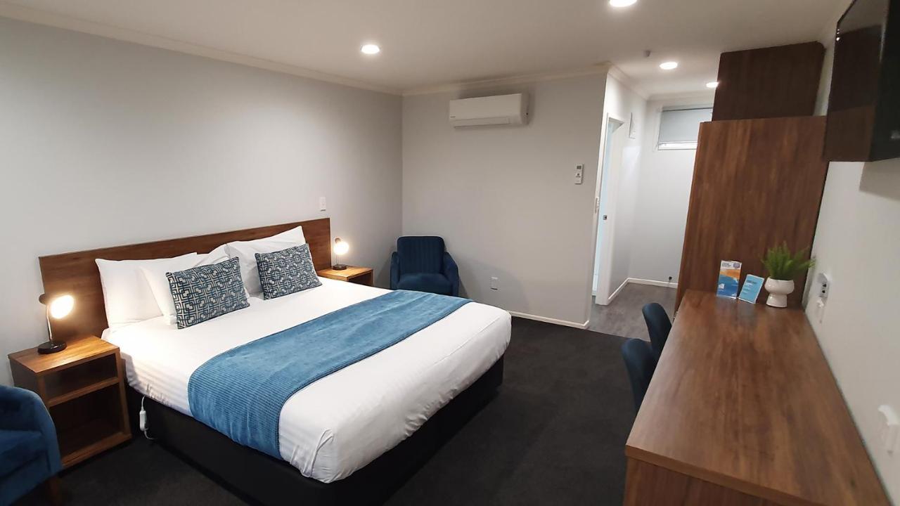 Antonio Mews Motel Стратфорд Экстерьер фото