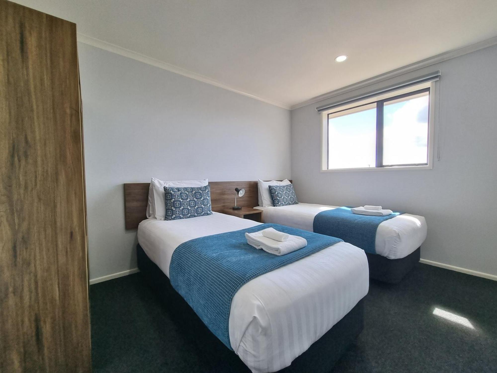 Antonio Mews Motel Стратфорд Экстерьер фото